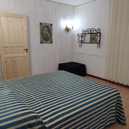 Viale Del Re 33 Feriehus Reggio di Calabria